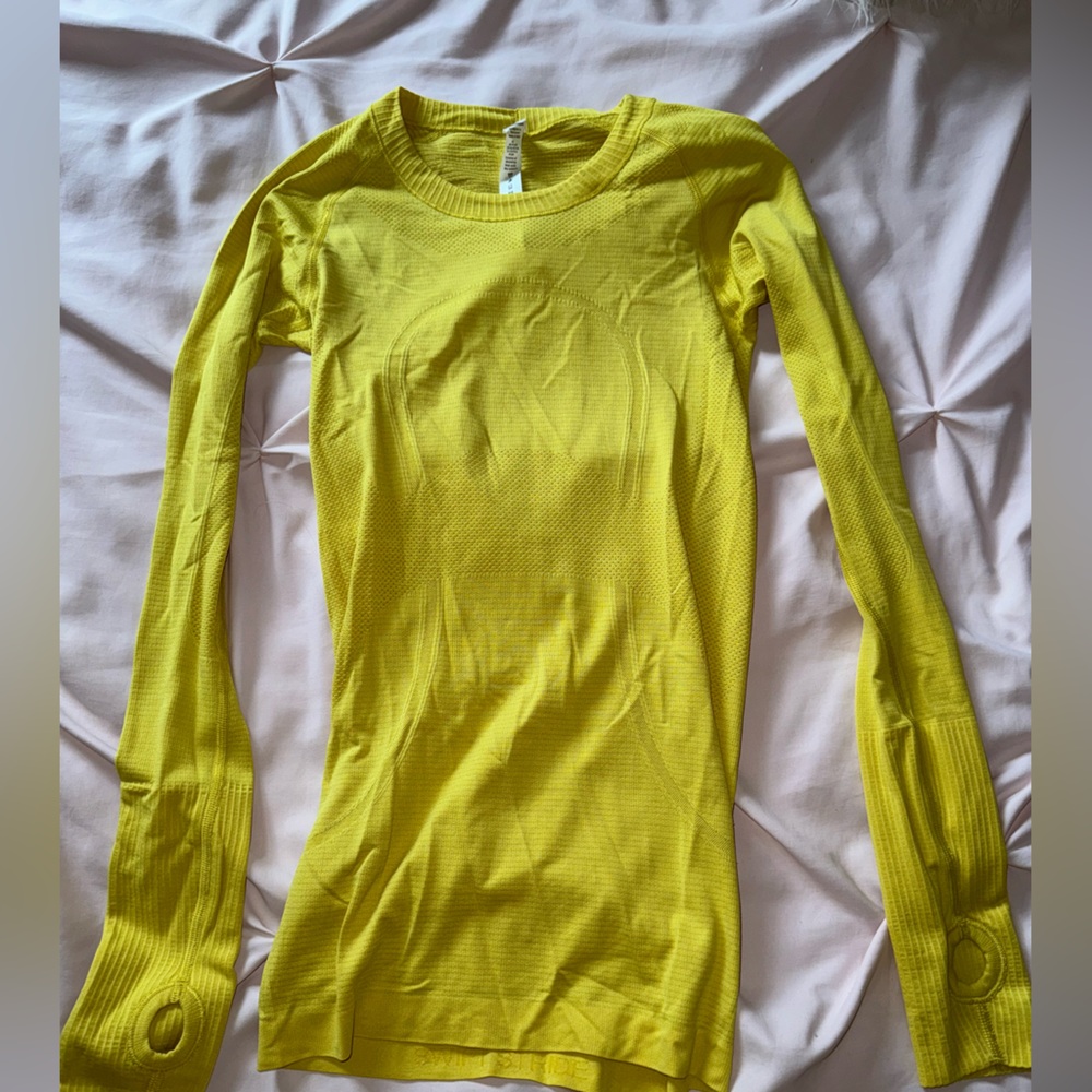 Lululemon swiftly tech long sleeve